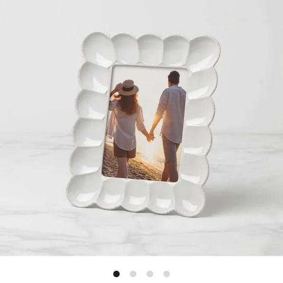 Lenox Ivory Scalloped Picture Frame